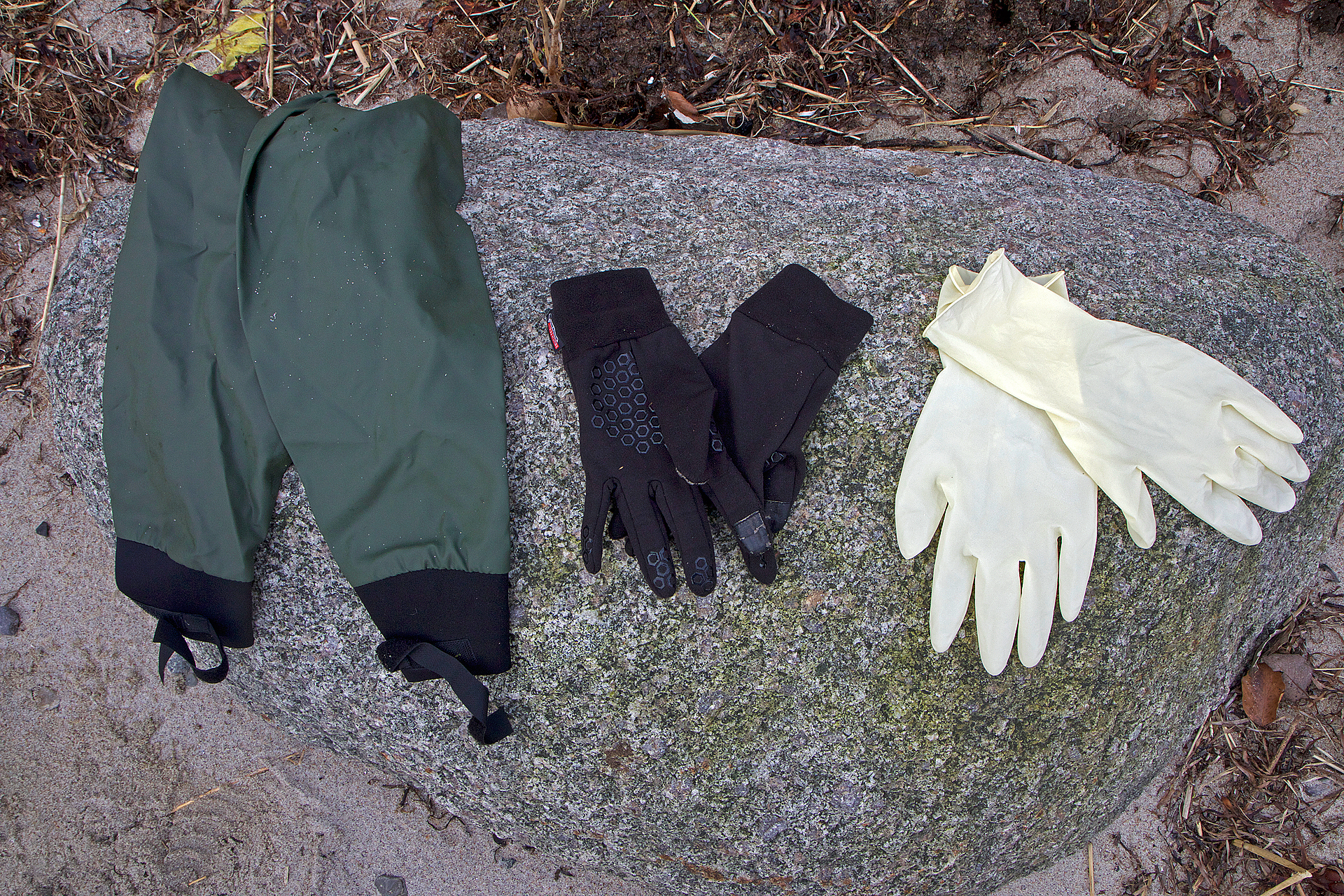 Ärmelschoner und wasserdichte Handschuhe