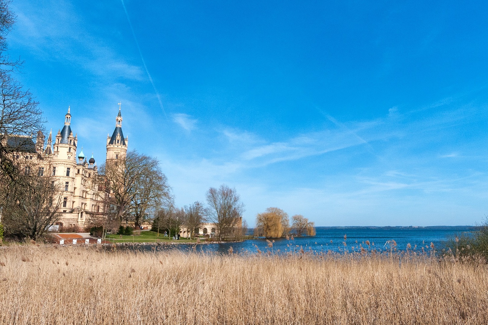Das Schloss am Hechtrevier Schweriner See
